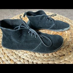 Vivobarefoot Gobi II boots size 38/US 7.5, black suede